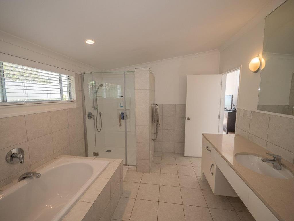 Doubtless Bay Retreat Apartment คูเปอร์สบีช ภายนอก รูปภาพ